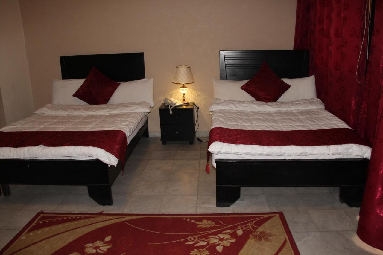 Hotel The Diplomat Bejrut Zewnętrze zdjęcie