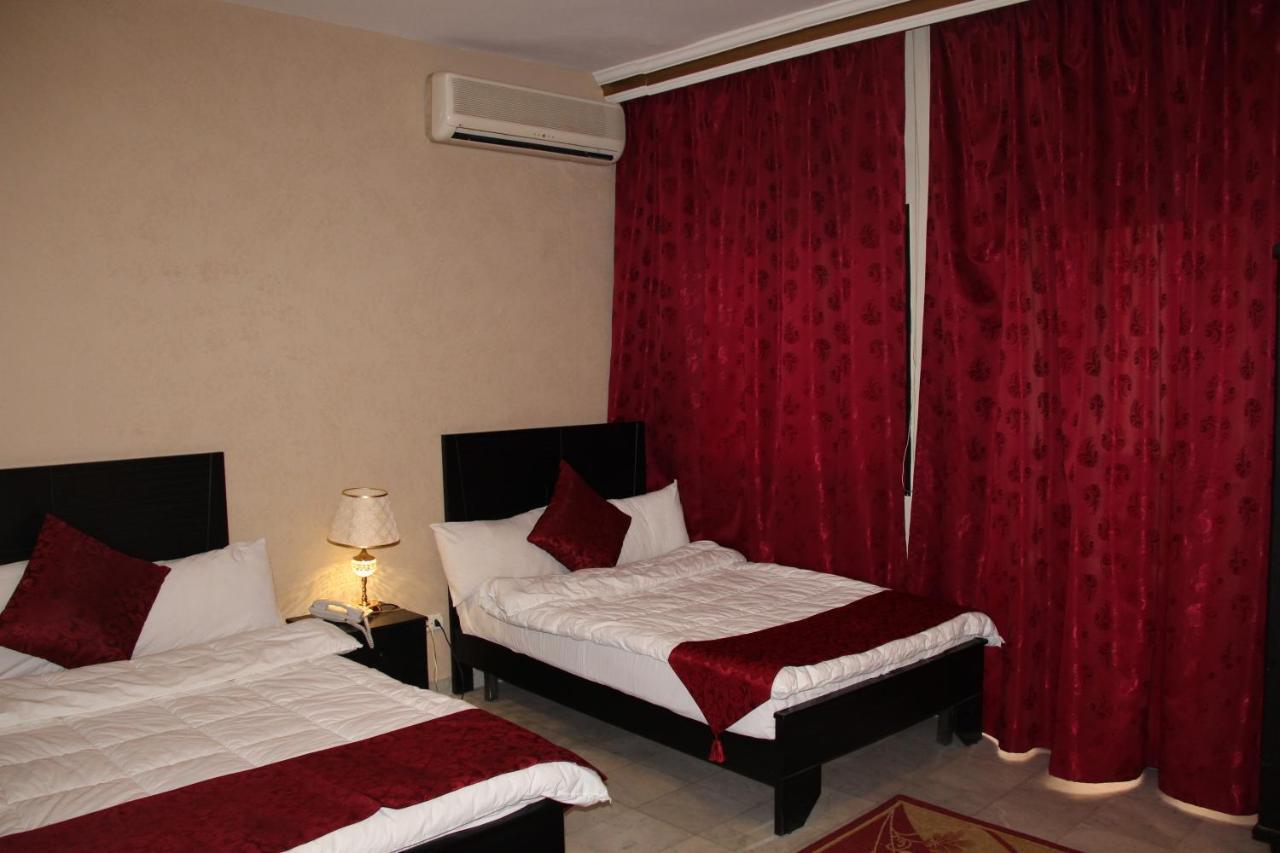 Hotel The Diplomat Bejrut Zewnętrze zdjęcie