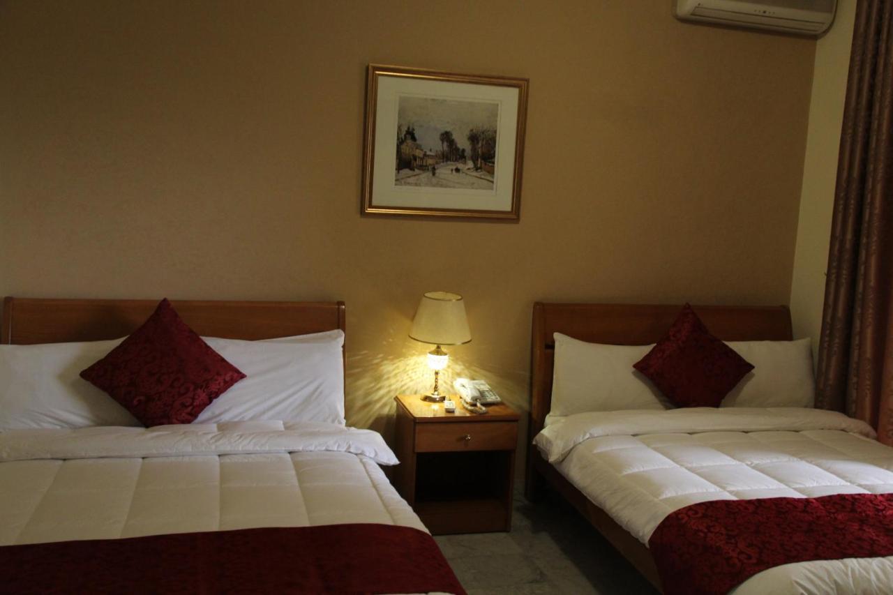 Hotel The Diplomat Bejrut Zewnętrze zdjęcie